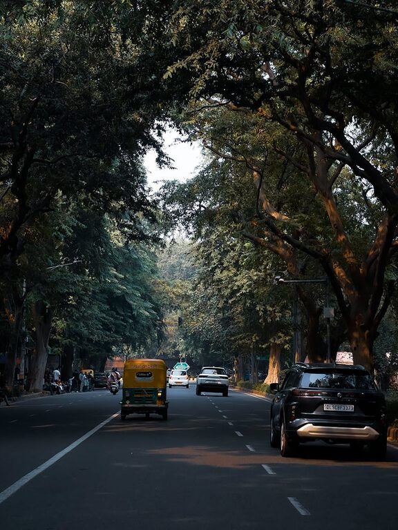 Beginner Guide to Journaling Every Day for a Happier Mind